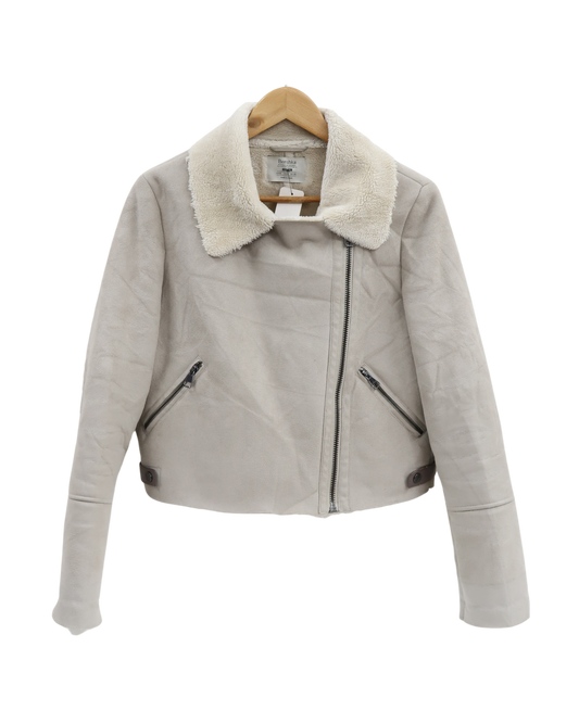 Manteau crop gris clair avec moumoute Beige - Bershka - S