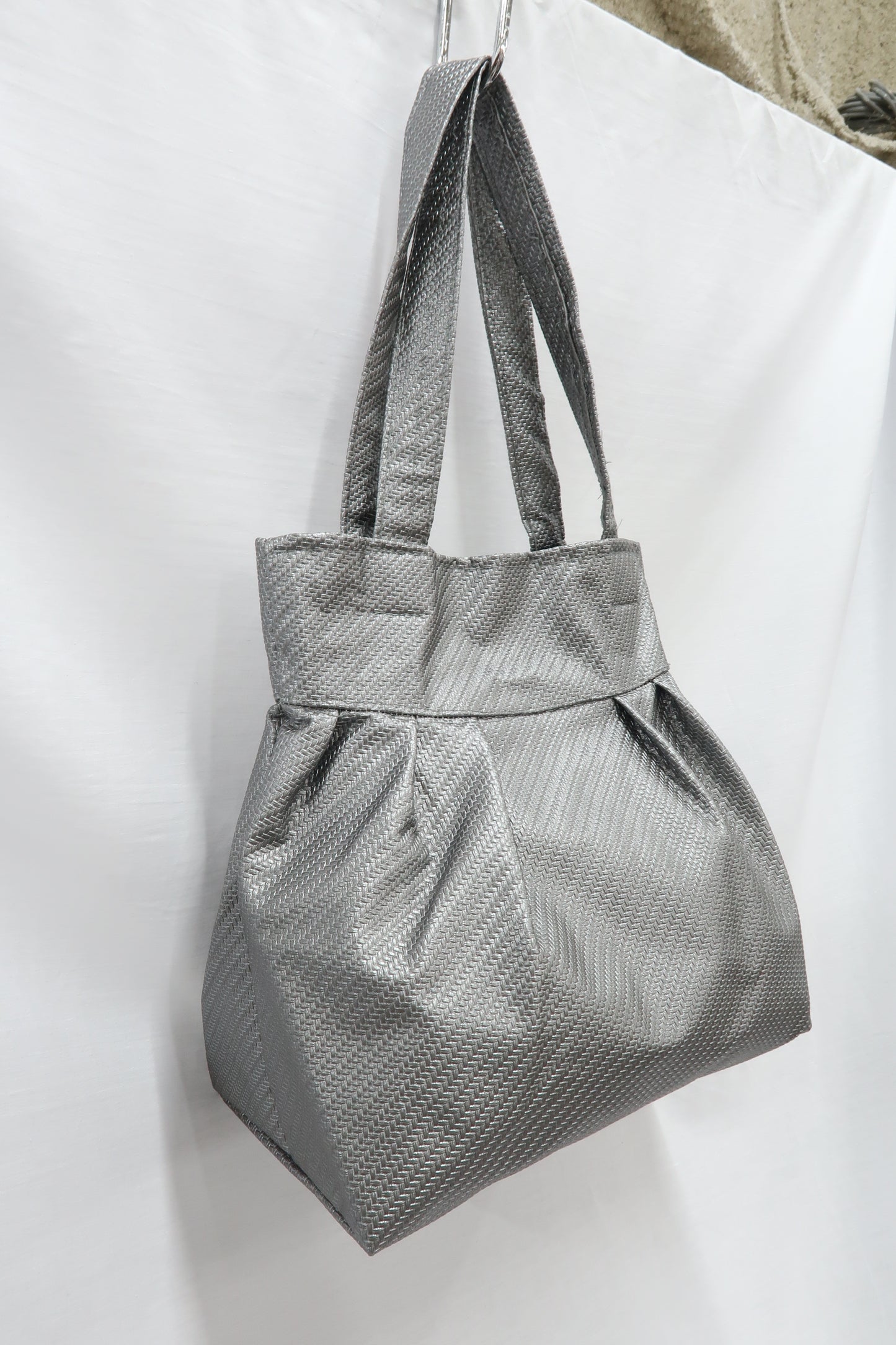 Sac à main gris vintage