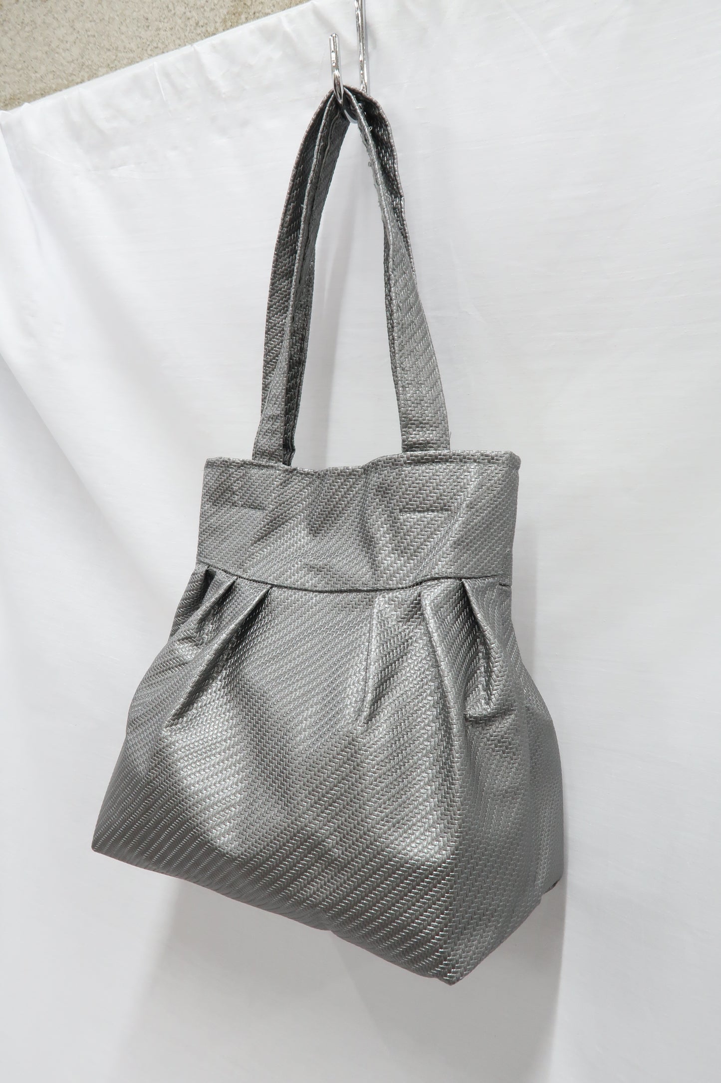 Sac à main gris vintage