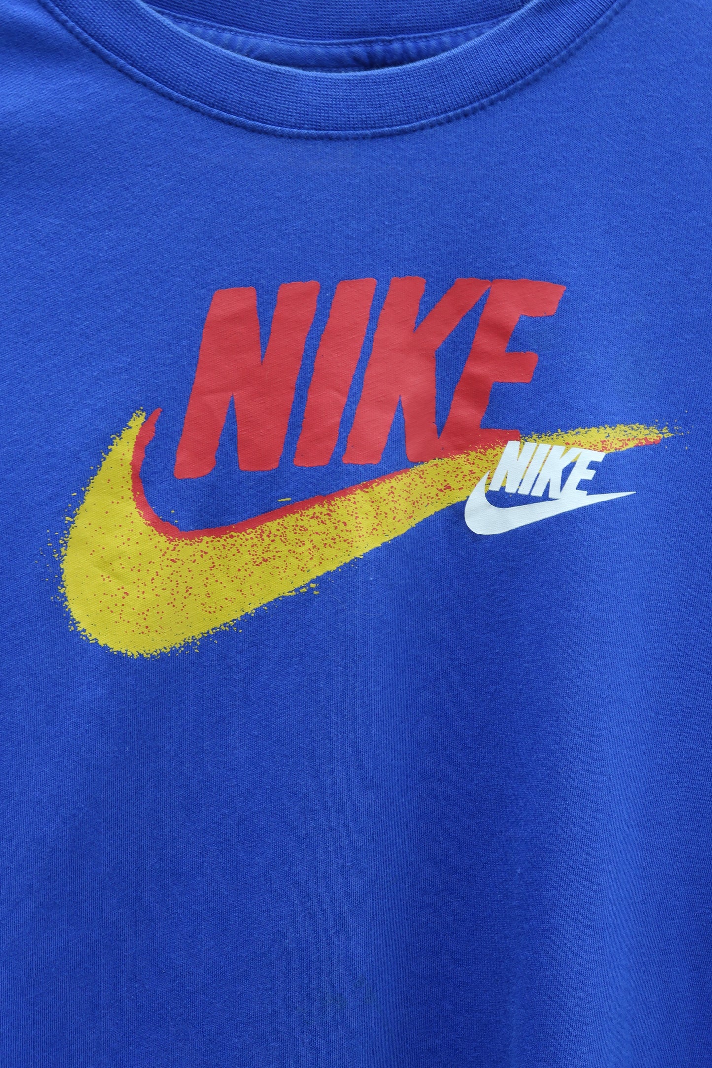 T-shirt bleu électrique avec double logo coloré - Nike - S