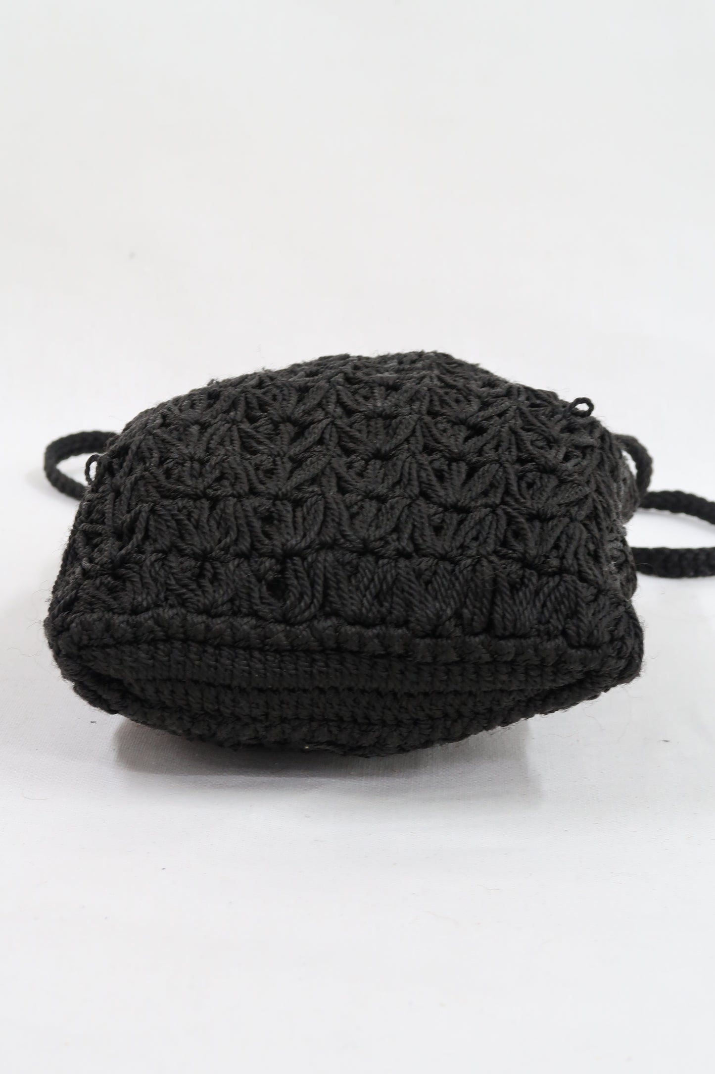 Petite sacoche à bandoulière en crochet noire