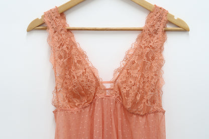 Top en dentelle / mesh rose poudré - M