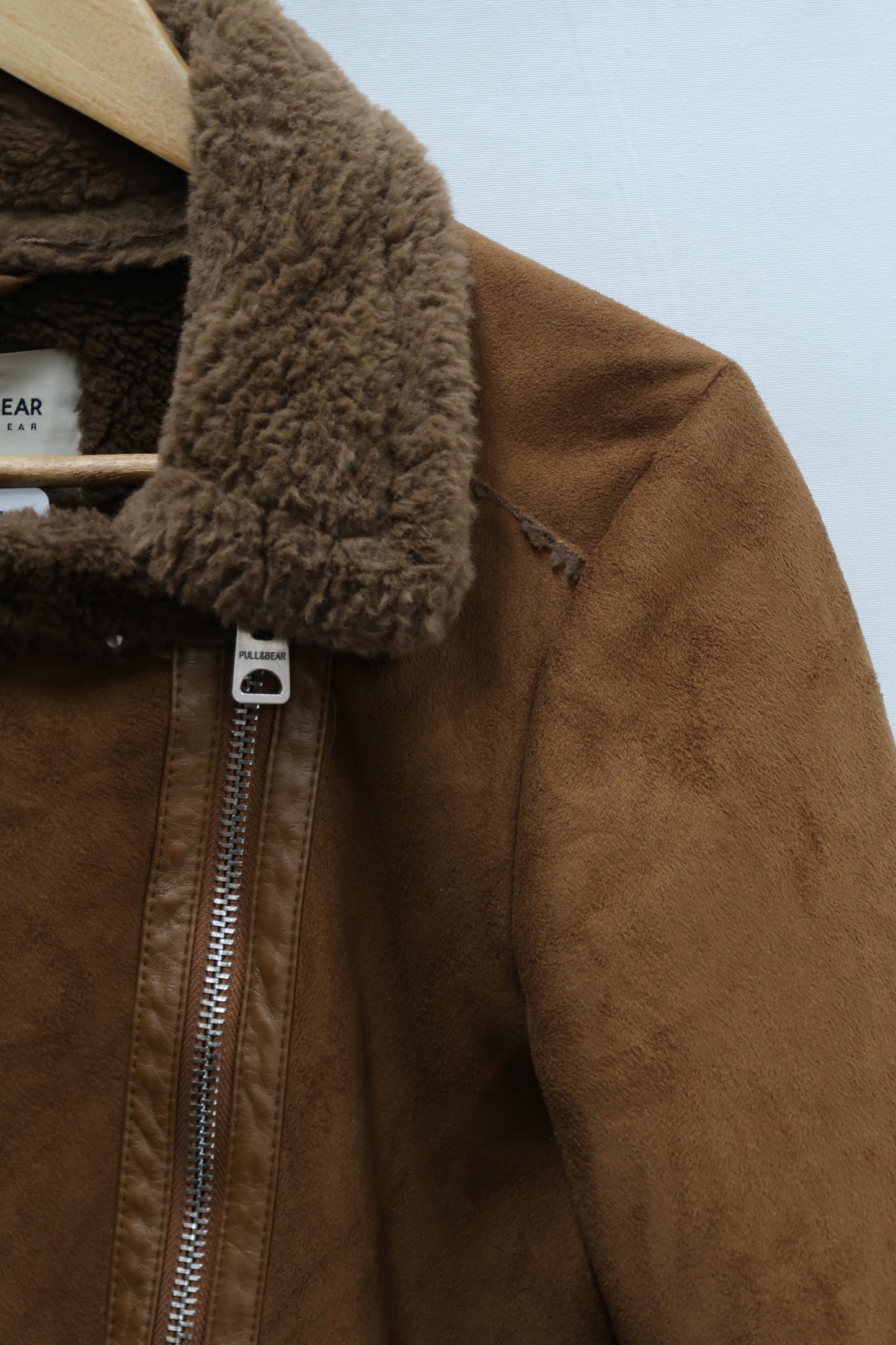 Manteau camel doublé de fourrure - Pull&Bear - M